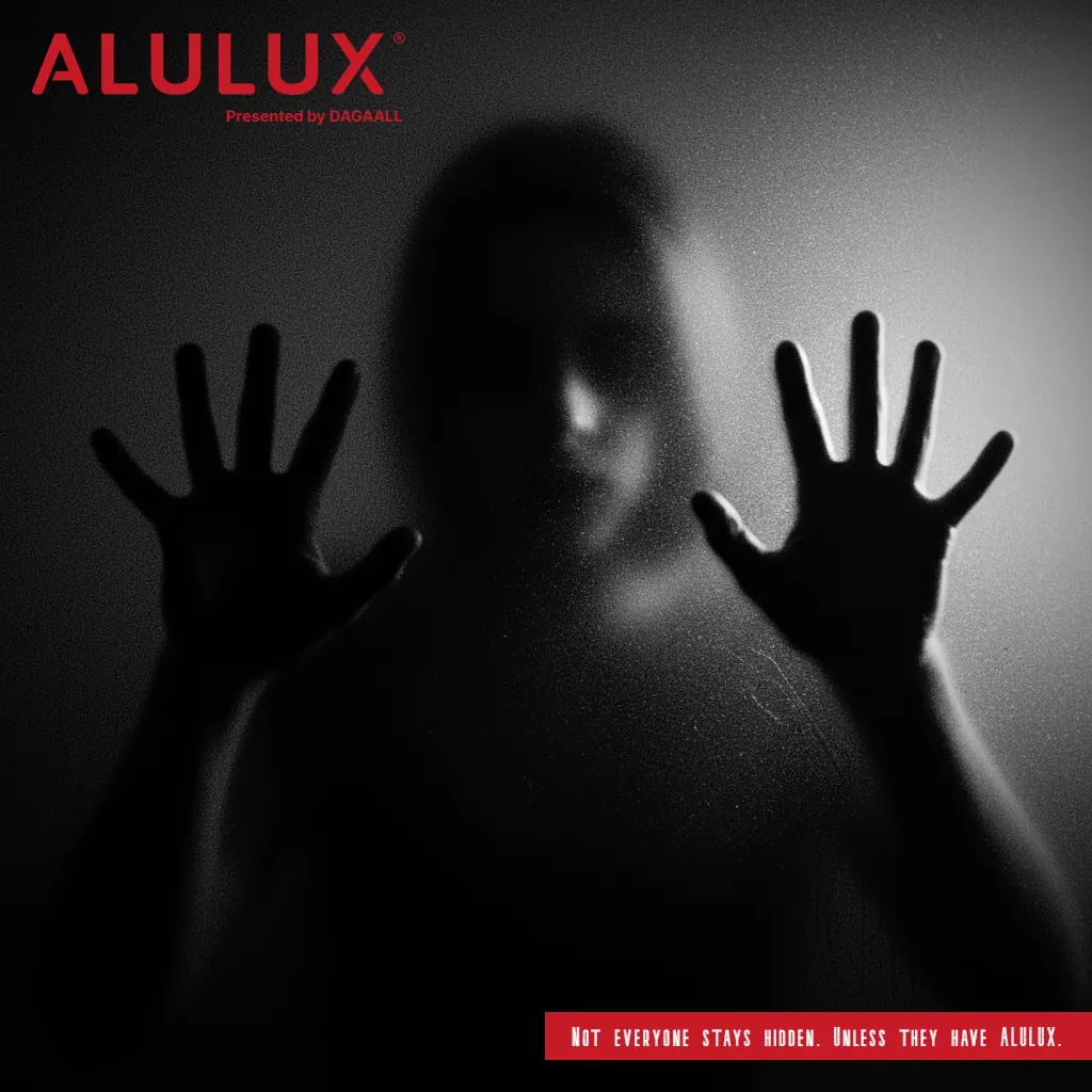 "꼭꼭 숨어라!!" 누군가 보고 있다. | ALULUX 롤러셔터