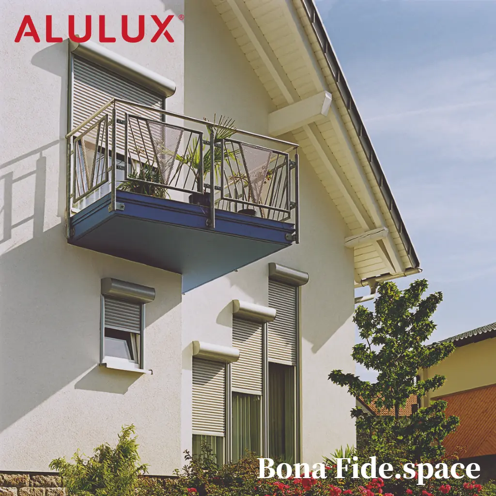 ALULUX 롤러셔터, 그녀를 웃게 합니다.
